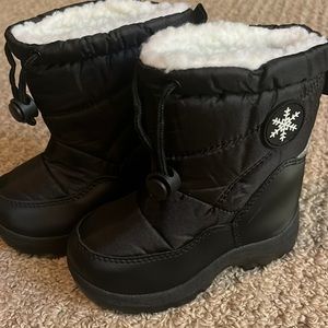 Toddler snow boots